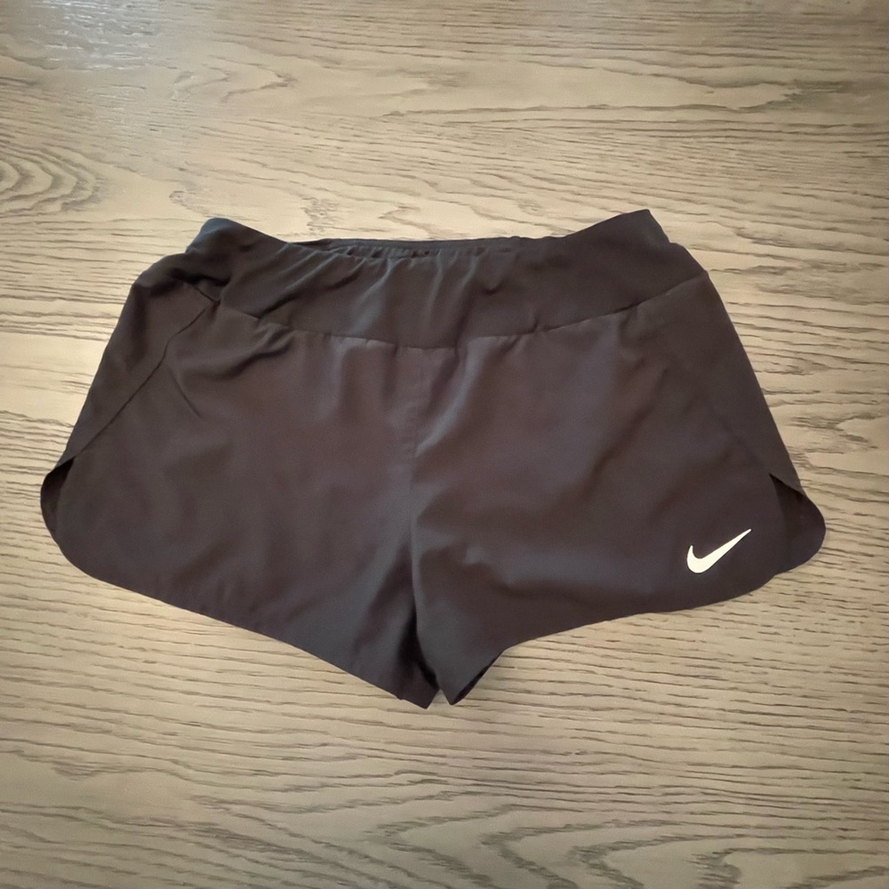 Nike Dri-FIT Women’s Shorts, Black, With Liner, Size Large.